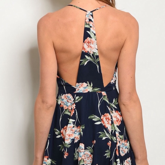 ⭐️ HP ⭐️ NAVY FLOWY FLORAL DRESS - Picture 4 of 5